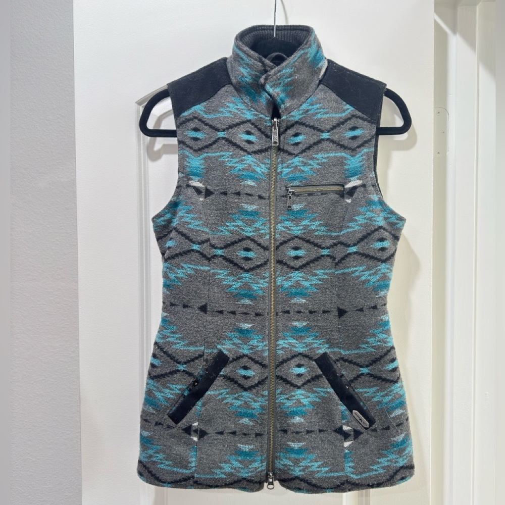Powder River reversible wool vest